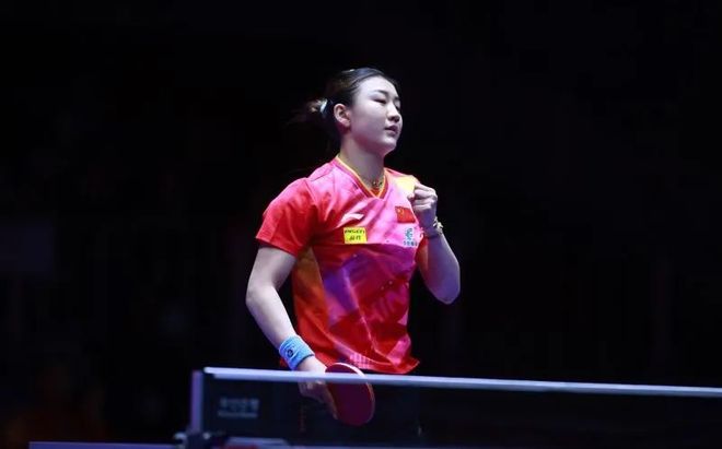 门未果的背 门未果的背